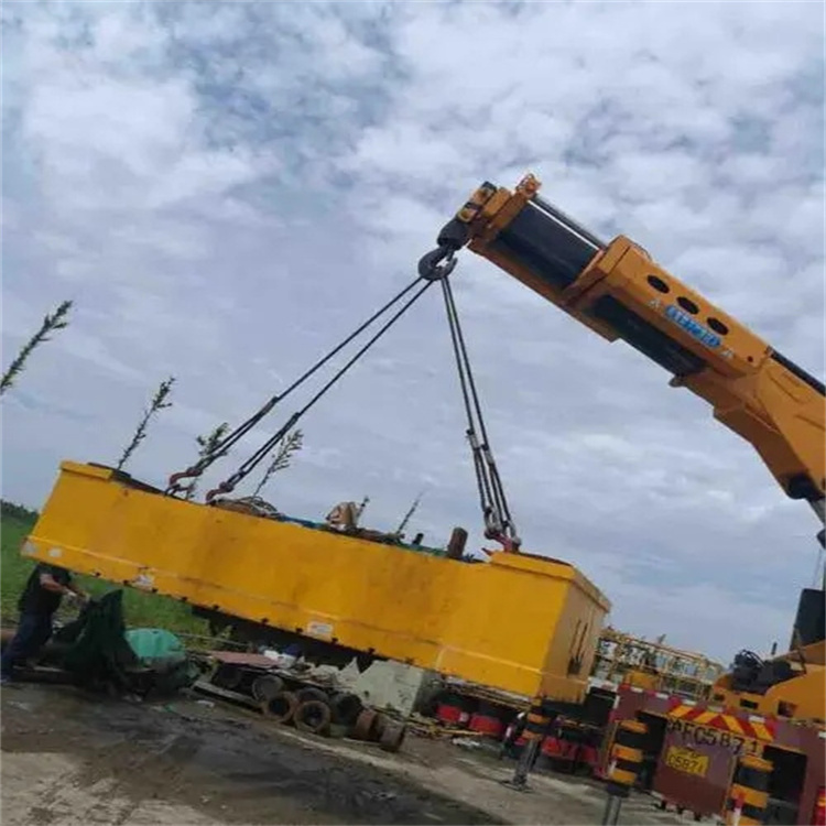 苏仙吊车吊集装箱需要多少钱